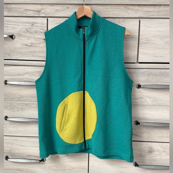Super cool minimalist zip up vest is teal blue color with yellow detail size M - Picture 1 of 7